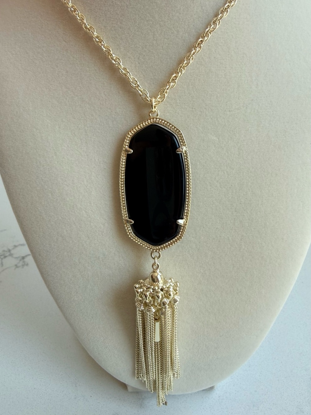 Kendra Scott Rayne Pendant Necklace Gold & Black Opaque Stone🖤